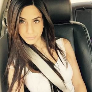 Meet your Posher, Naama